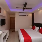 Hotel Luxe Retreat