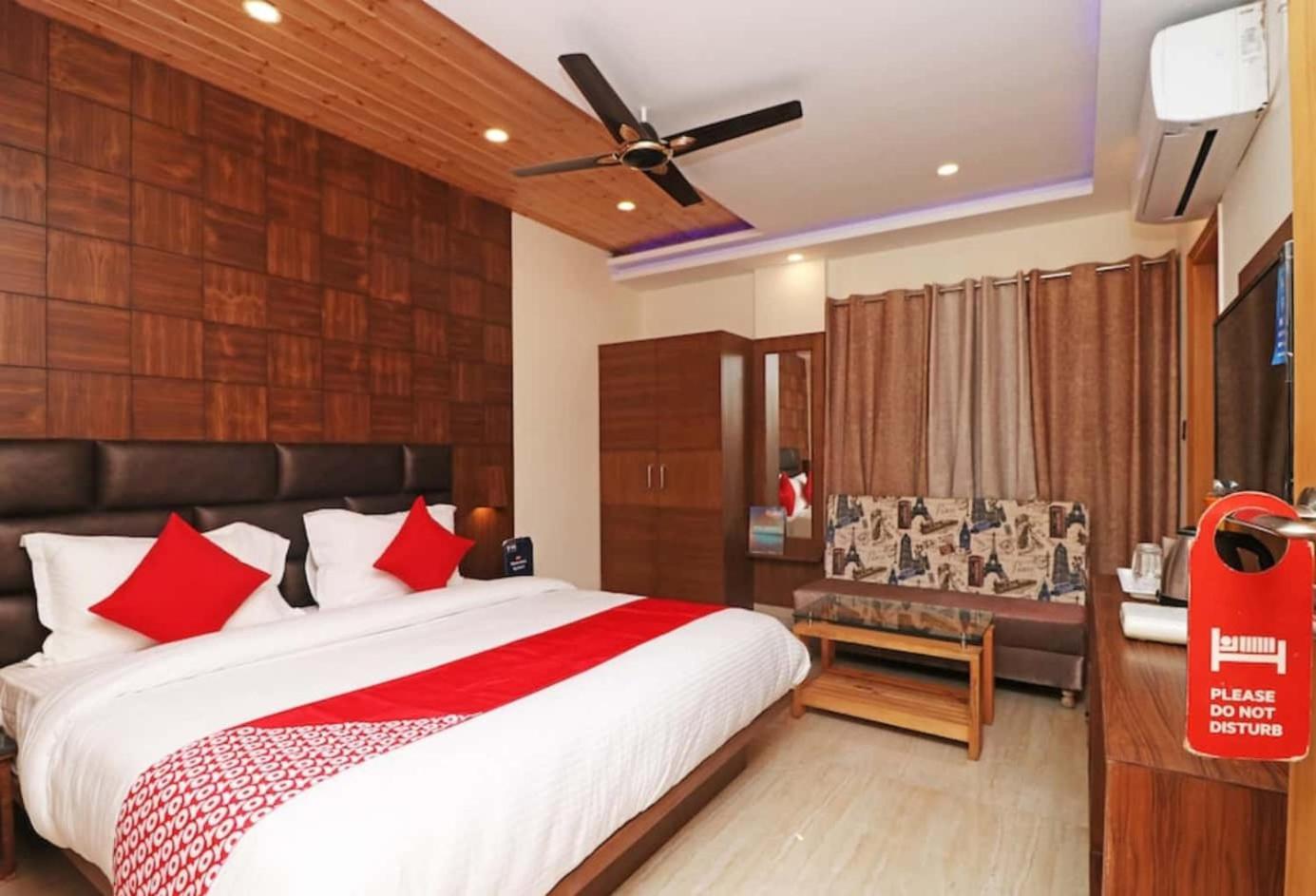 Luxe Retreat 3* New Delhi