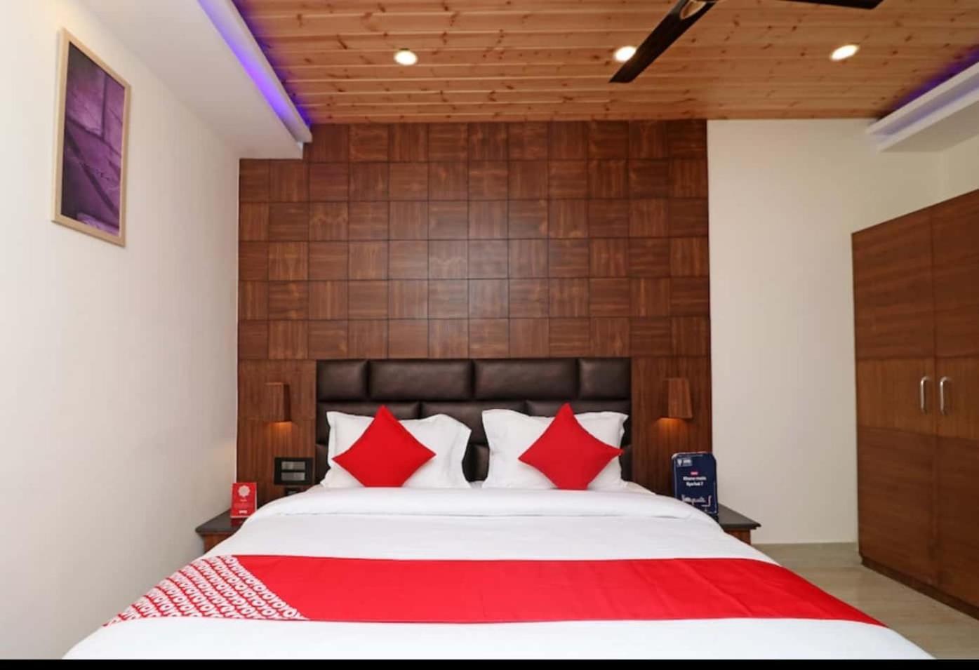 Luxe Retreat Hotel 3*